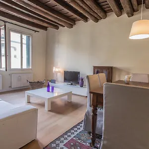 casa-tadi-padova-centro.hotelinveneto.com/